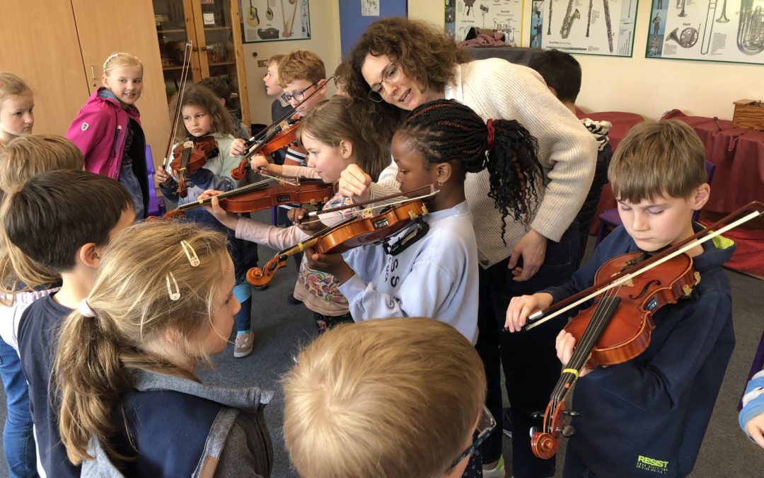 Musizierstunde Violine in Jahrgang 3: Eine tolle Gelegenheit!